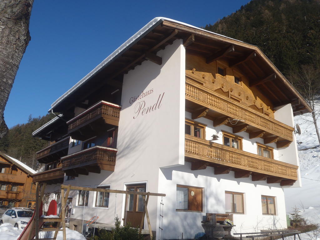 Gaestehaus Pendl Mayrhofen Bagian luar foto